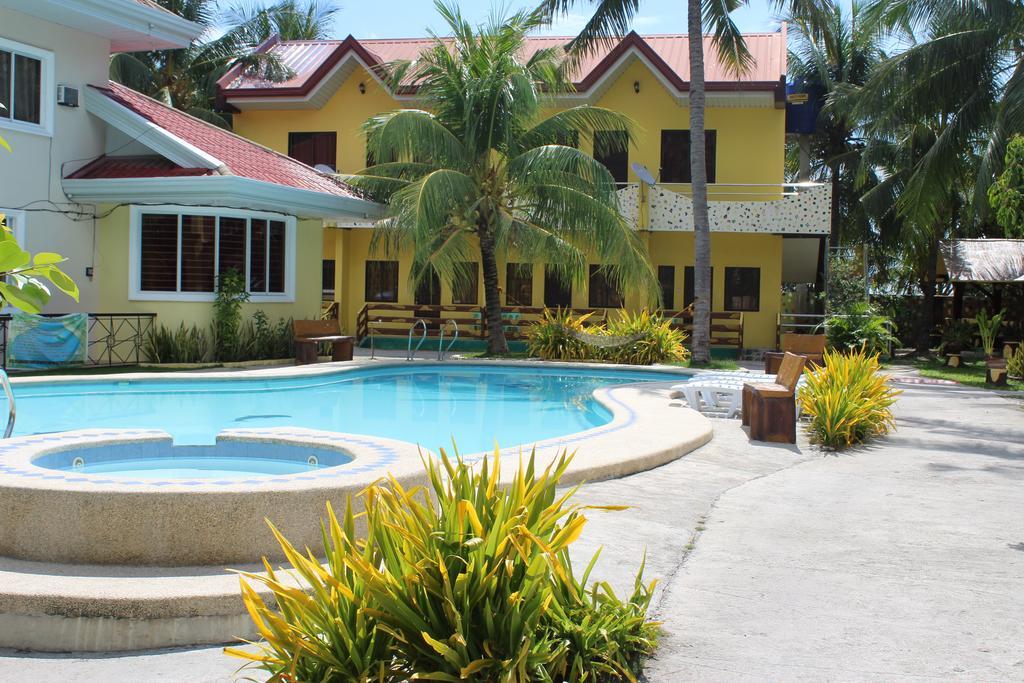 Lagnason'S Place Oslob Exterior photo