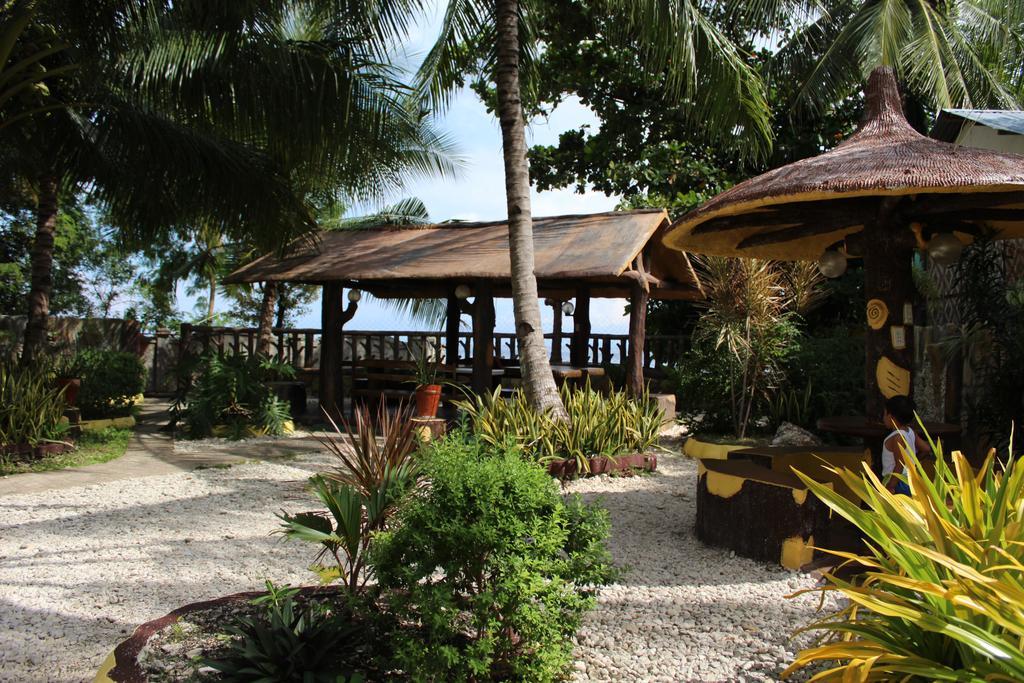 Lagnason'S Place Oslob Exterior photo