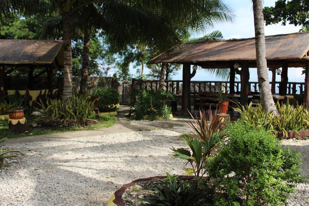 Lagnason'S Place Oslob Exterior photo