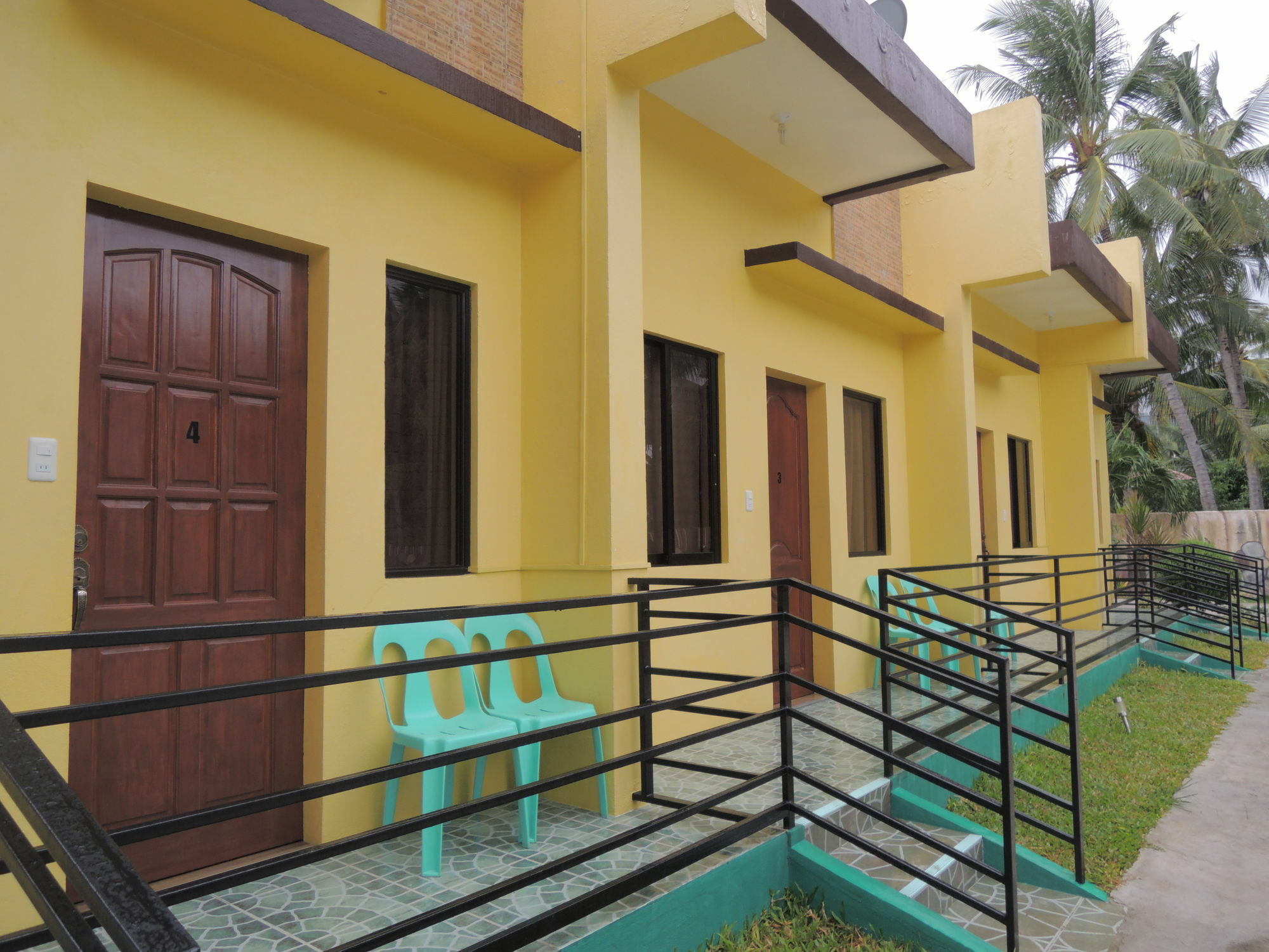 Lagnason'S Place Oslob Exterior photo